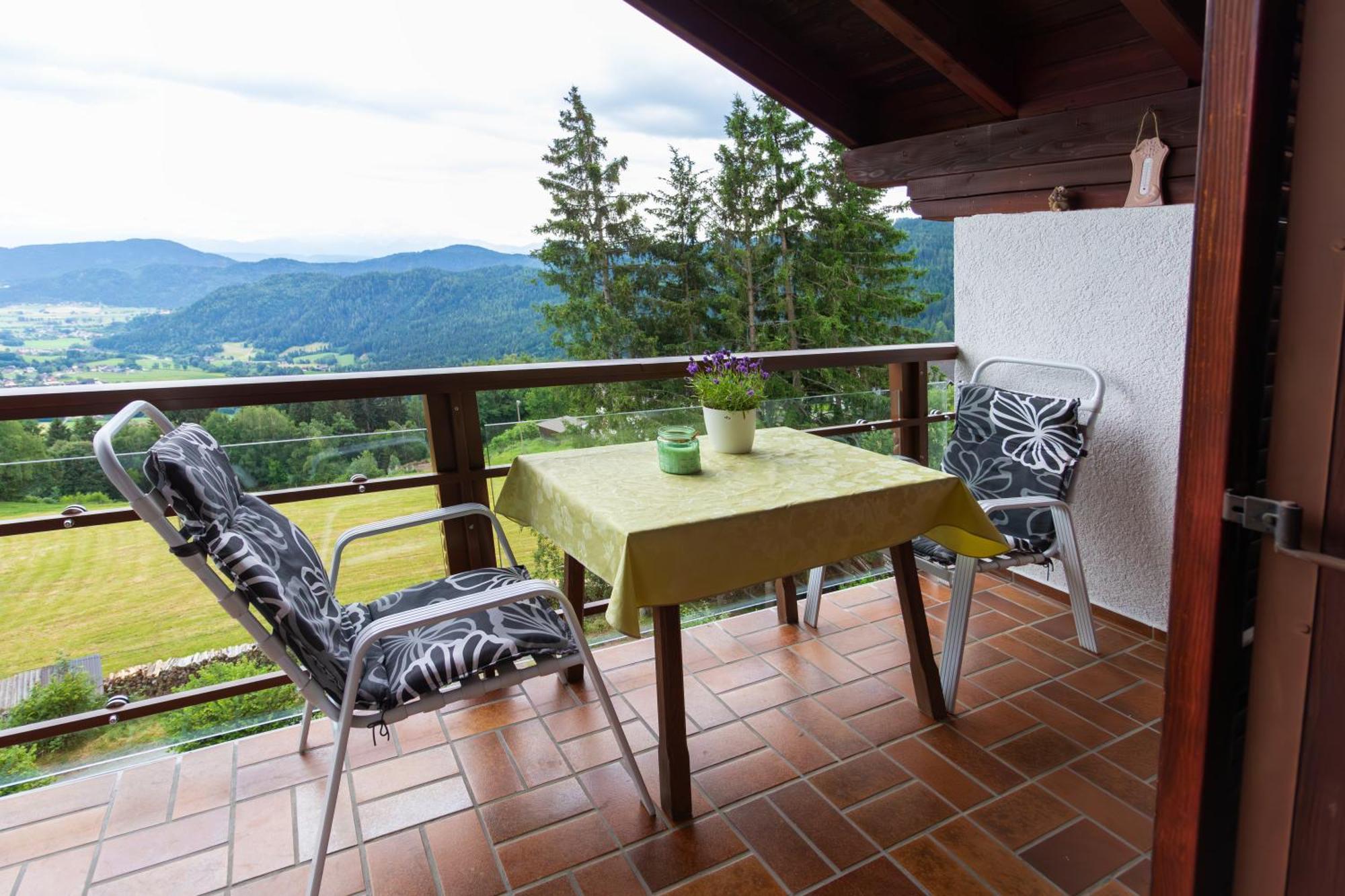 Landhaus Karawankenblick Himmelberg 部屋 写真