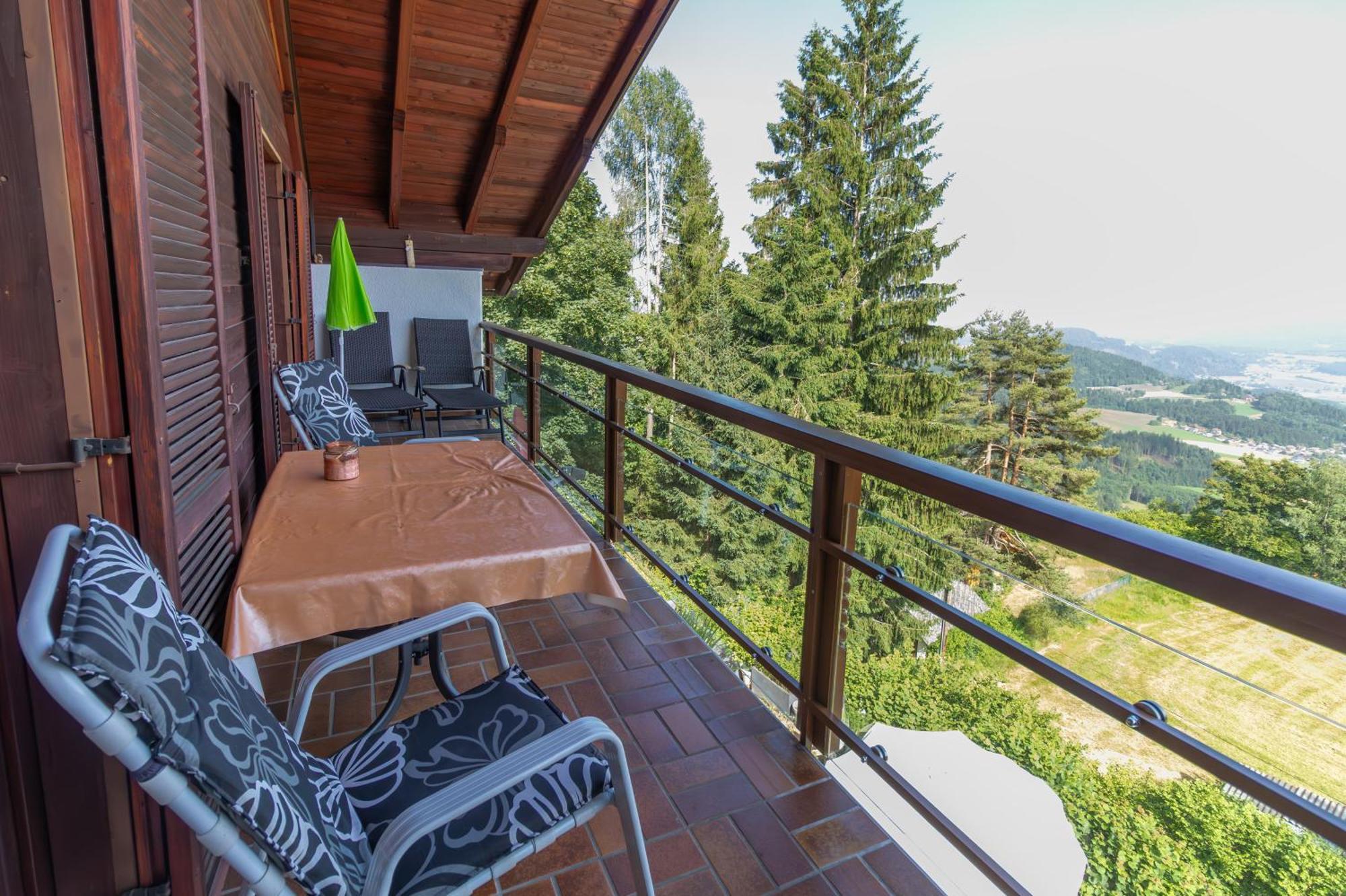 Landhaus Karawankenblick Himmelberg 部屋 写真